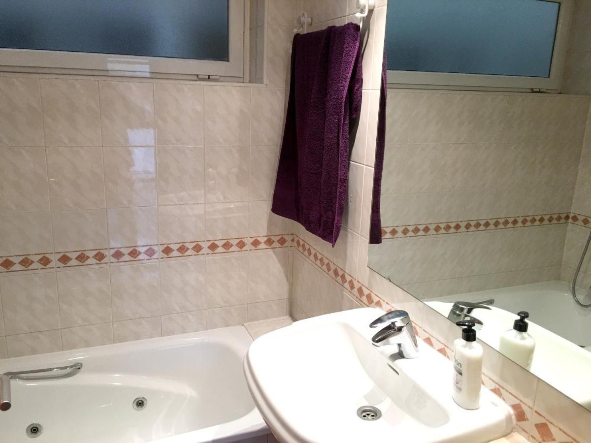 Spacious Apartment In Terrassa With Shared Pool 85 M² מראה חיצוני תמונה