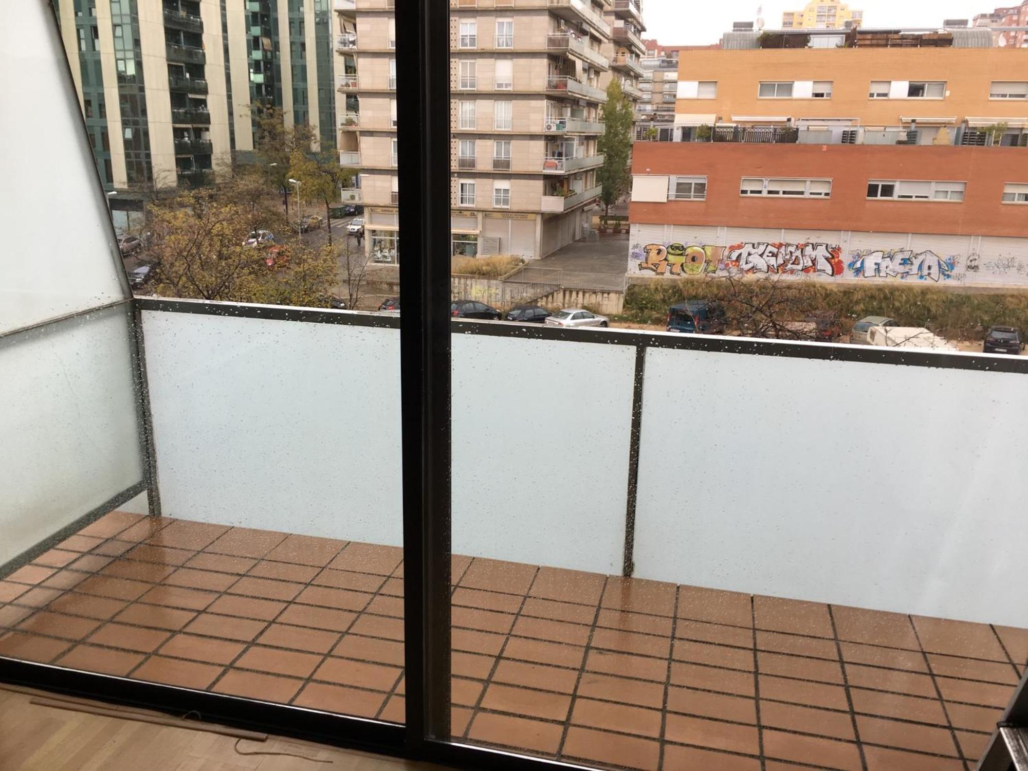 Spacious Apartment In Terrassa With Shared Pool 85 M² מראה חיצוני תמונה